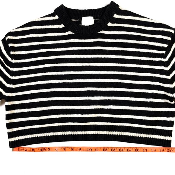 H&M Cropped Sweater Size M Wool Blend Black White Striped Crew Neck Long Sleeves - Picture 10 of 14